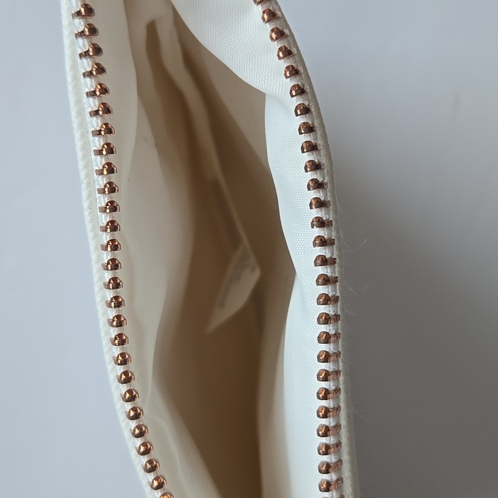 Monat Small Wallet White - Picture 4 of 7